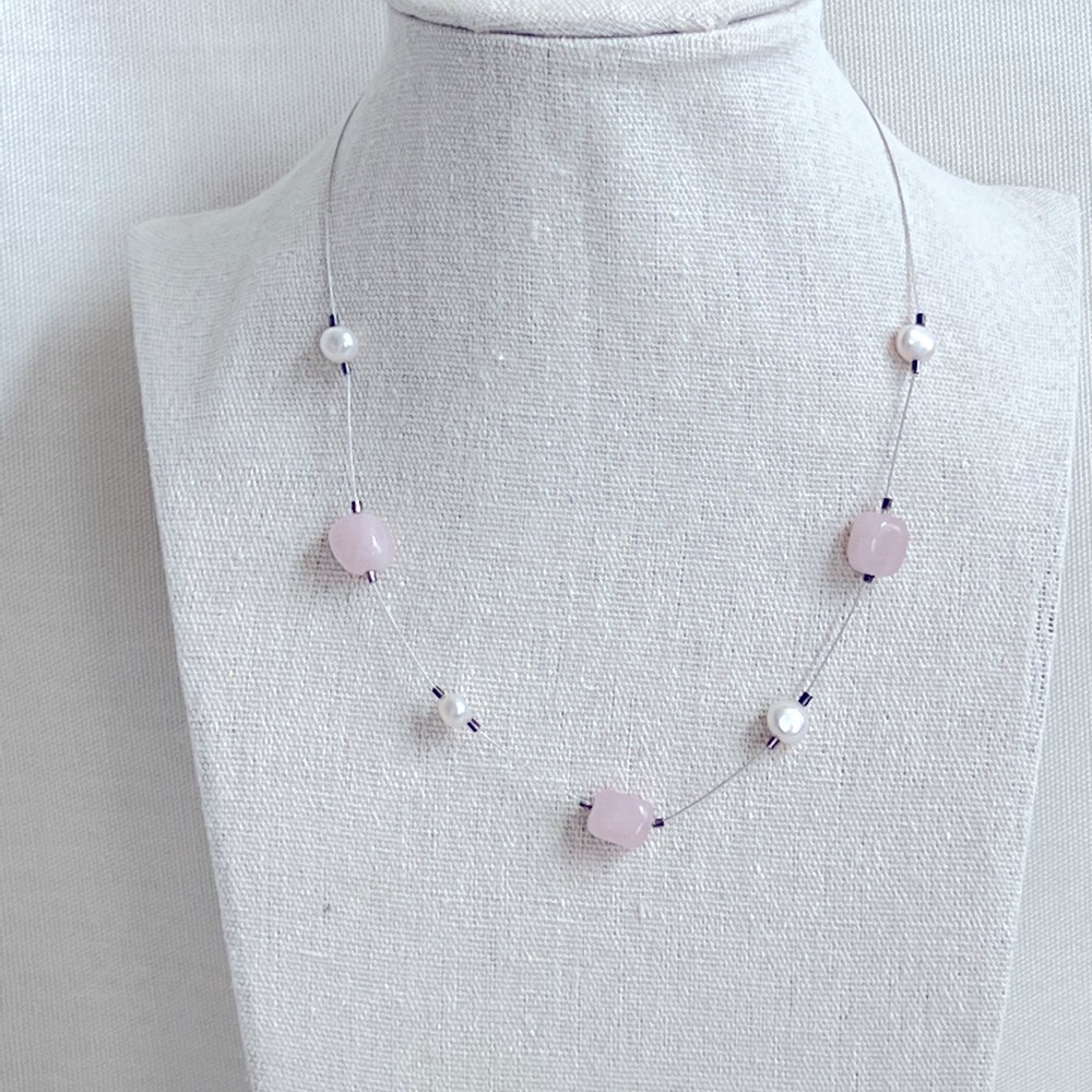 Silpada Rose Quartz Wire Necklace